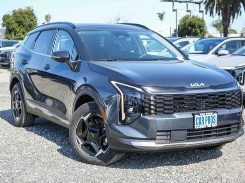 Used 2026 Kia Sportage EX image 3