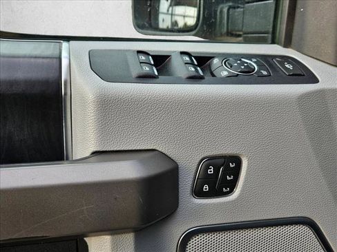 Used 2022 Ford F350 Limited AWD/4WD image 25