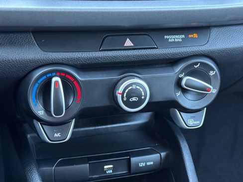Used 2022 Kia Rio S image 20