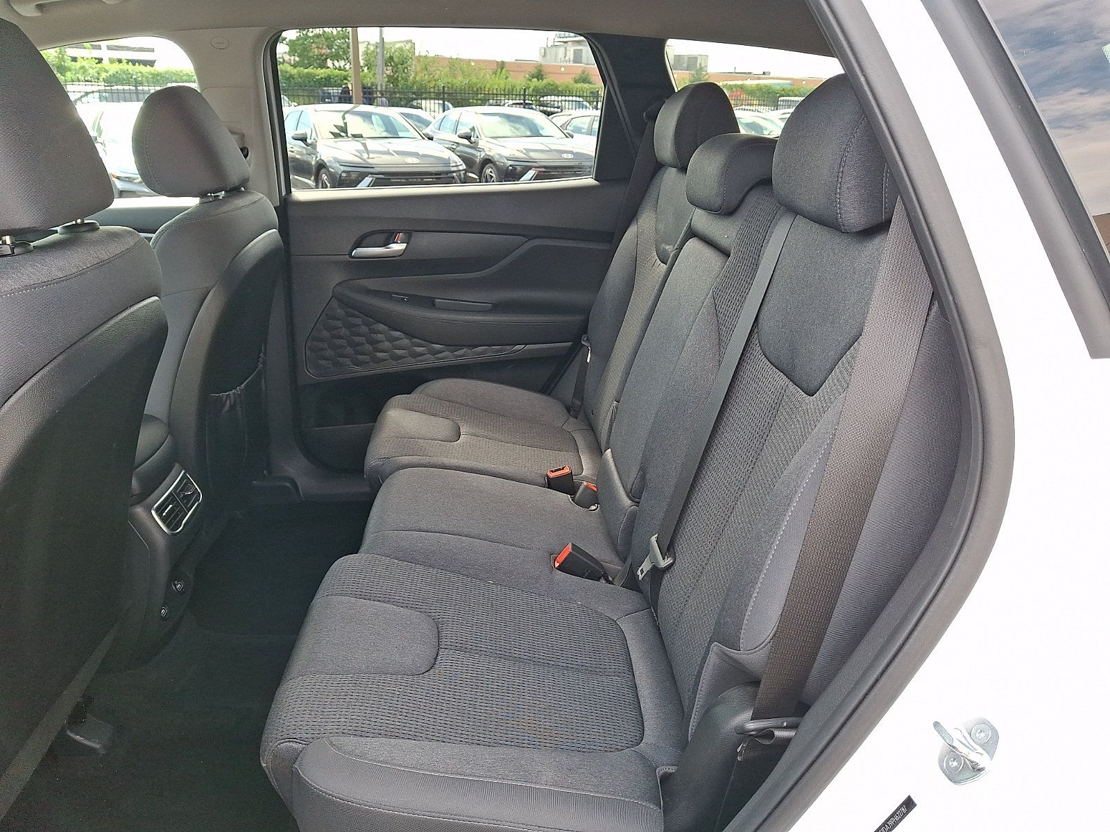 Certified 2023 Hyundai Santa Fe SE AWD/4WD image 10