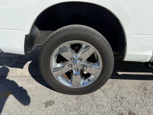 Used 2018 RAM 1500 Express w/ Express Value Package image 22