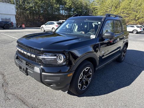 Used 2025 Ford Bronco Sport Outer Banks w/ Outer Banks Tech Package+ image 3