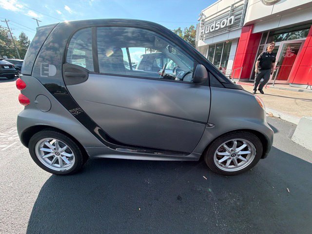 Used 2016 smart fortwo electric drive RWD image 2