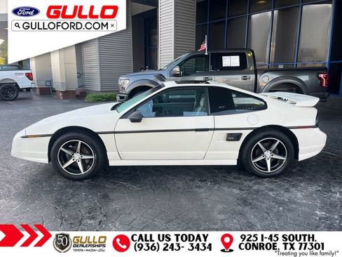Used 1988 Pontiac Fiero GT RWD image 4