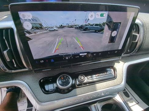 Used 2026 Ford Expedition Tremor AWD/4WD image 22