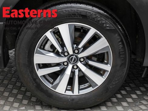 Used 2024 Nissan Pathfinder SL image 30