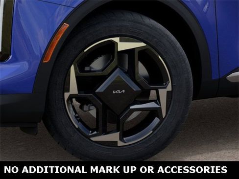 New 2026 Kia Sportage EX w/ EX Panorama Roof Package image 9