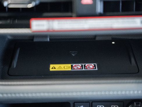 New 2026 Toyota Highlander Platinum AWD/4WD image 25