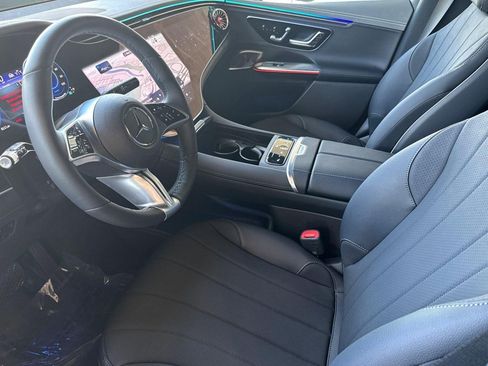 Used 2026 Mercedes-Benz EQE 320+ SUV image 5