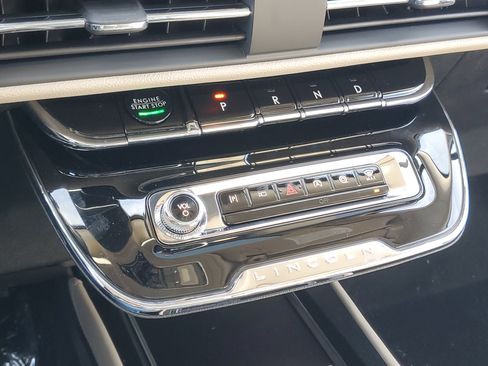 New 2026 Lincoln Corsair Premiere image 22