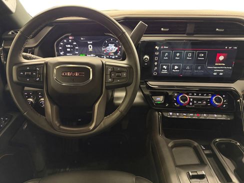 Used 2025 GMC Sierra 2500 AT4 w/ AT4 Premium Plus Package AWD/4WD image 13