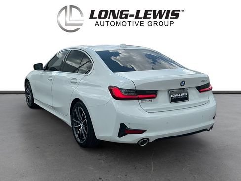 Used 2021 BMW 330i Sedan w/ Premium Package RWD image 4