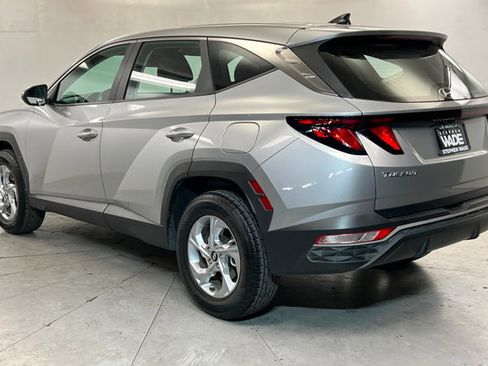 Used 2022 Hyundai Tucson SE w/ Cargo Package image 3