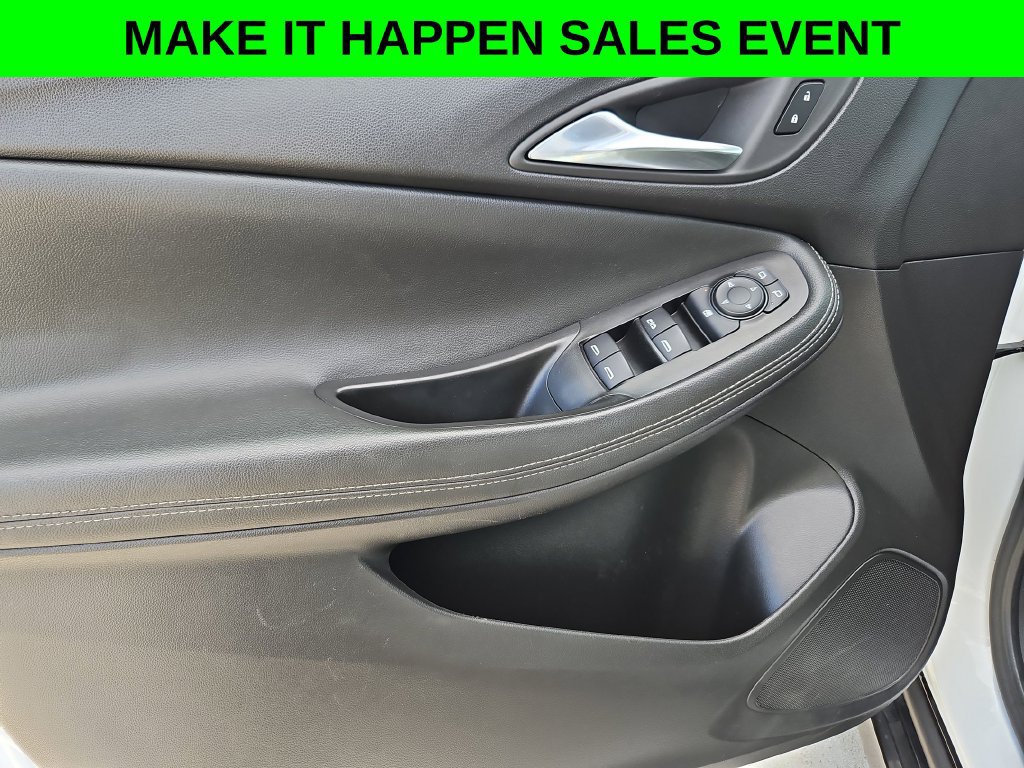 Used 2024 Buick Encore GX Sport Touring AWD/4WD image 11