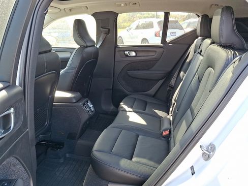 Used 2023 Volvo XC40 B5 Plus w/ Driver Assist Package image 10