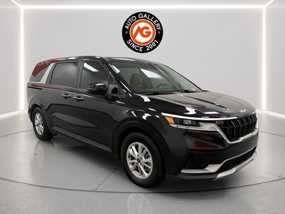 Used 2024 Kia Carnival LX