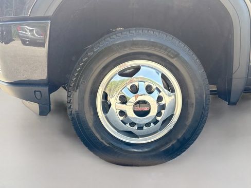 Used 2020 GMC Sierra 3500 Denali w/ Denali Ultimate Package AWD/4WD image 38
