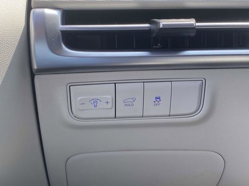 Used 2025 Hyundai Tucson SEL FWD image 19