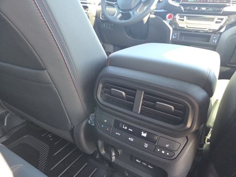 New 2026 Honda Ridgeline Black Edition image 23