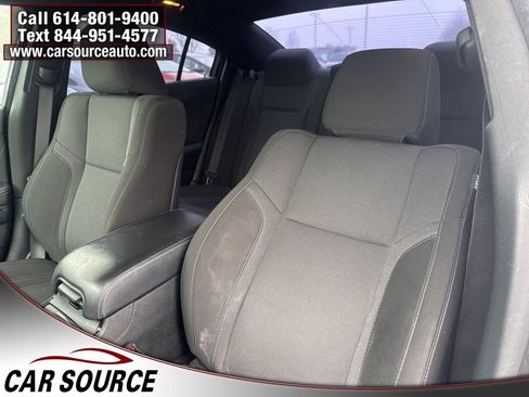 Used 2019 Dodge Charger SXT w/ Blacktop Package image 16