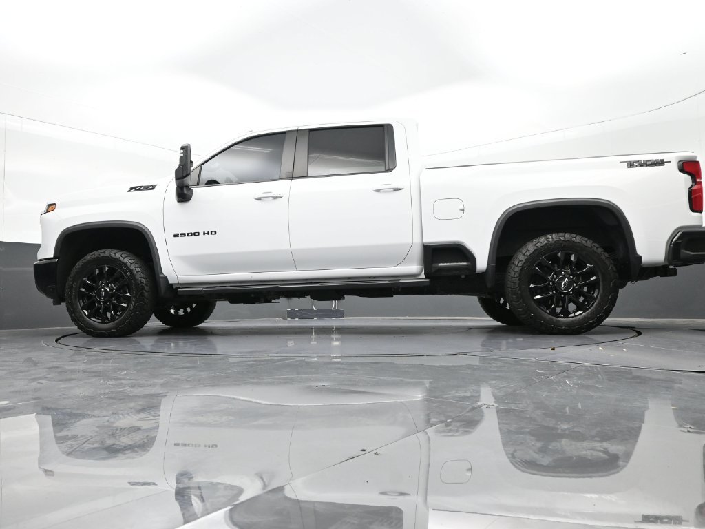 Used 2025 Chevrolet Silverado 2500 LT w/ Trail Boss Package AWD/4WD image 24