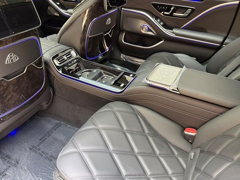 New 2026 Mercedes-Benz Maybach S 680 4MATIC image 11