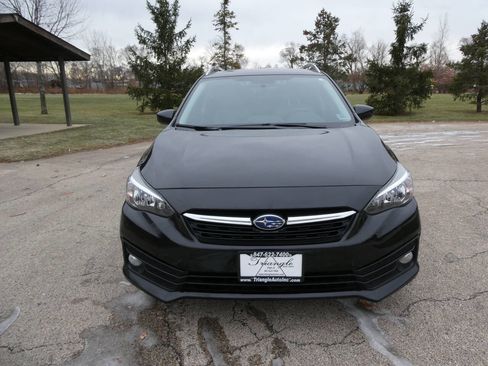 Used 2023 Subaru Impreza 2.0i Premium image 2