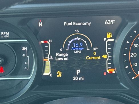 New 2026 Jeep Gladiator Sport image 22