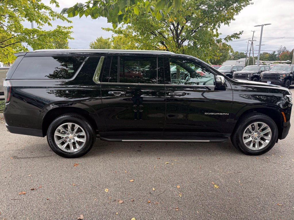 Used 2026 Chevrolet Suburban Premier AWD/4WD image 6