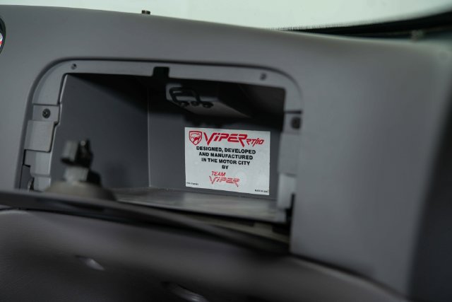 Used 1992 Dodge Viper RT/10 RWD image 28