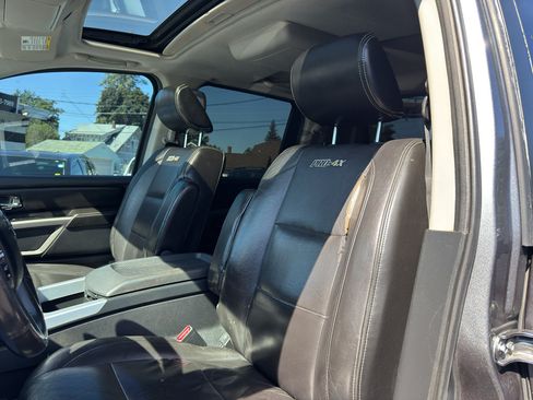 Used 2015 Nissan Titan PRO-4X w/ Pro-4x Luxury Package AWD/4WD image 12