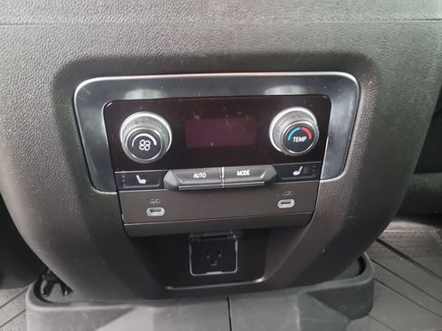 Used 2024 Chevrolet Tahoe High Country w/ Premium Package RWD image 18