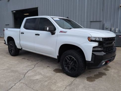Used 2020 Chevrolet Silverado 1500 LT Trail Boss AWD/4WD image 2