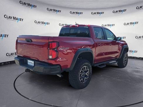 Used 2025 Chevrolet Colorado ZR2 w/ Technology Package AWD/4WD image 5