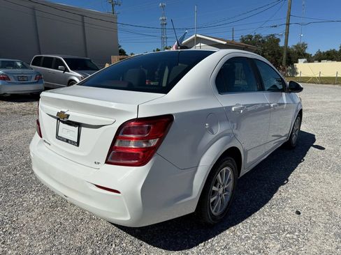 Used 2017 Chevrolet Sonic LT image 4