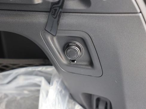 New 2026 Subaru Outback Premium AWD/4WD image 12