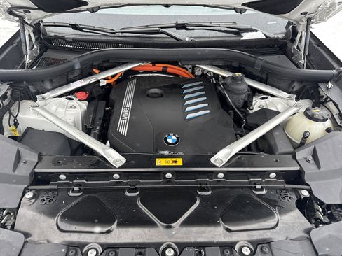 Used 2023 BMW X5 xDrive45e w/ Executive Package AWD/4WD image 14