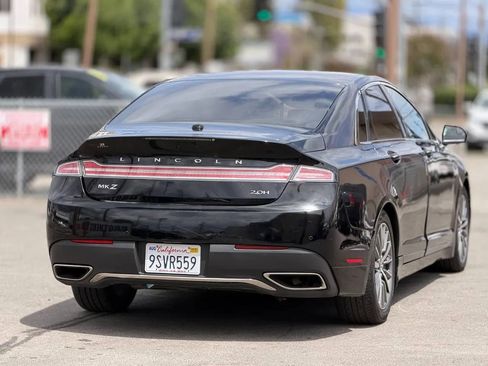 Used 2017 Lincoln MKZ Premiere FWD image 13