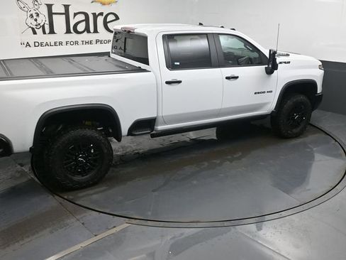 New 2026 Chevrolet Silverado 2500 ZR2 w/ LPO, Dark Essentials Package image 17