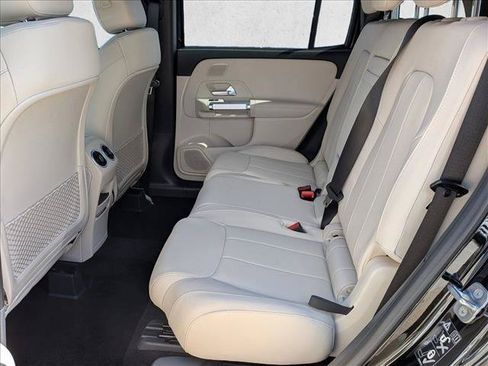 New 2026 Mercedes-Benz GLB 250 4MATIC image 16