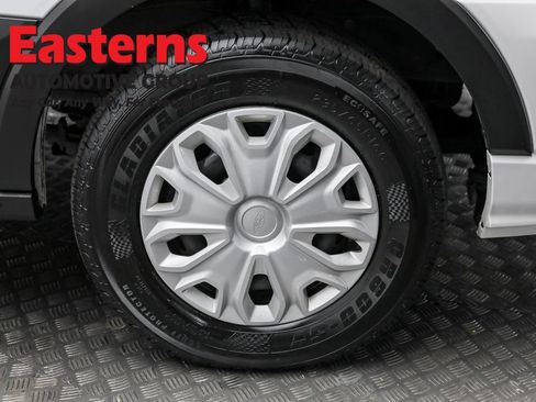 Used 2023 Ford Transit 350 XLT RWD image 28