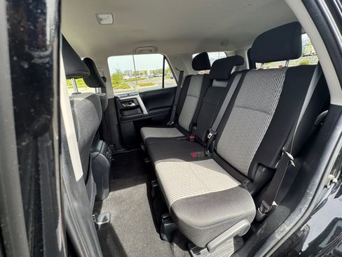 Used 2023 Toyota 4Runner SR5 AWD/4WD image 17