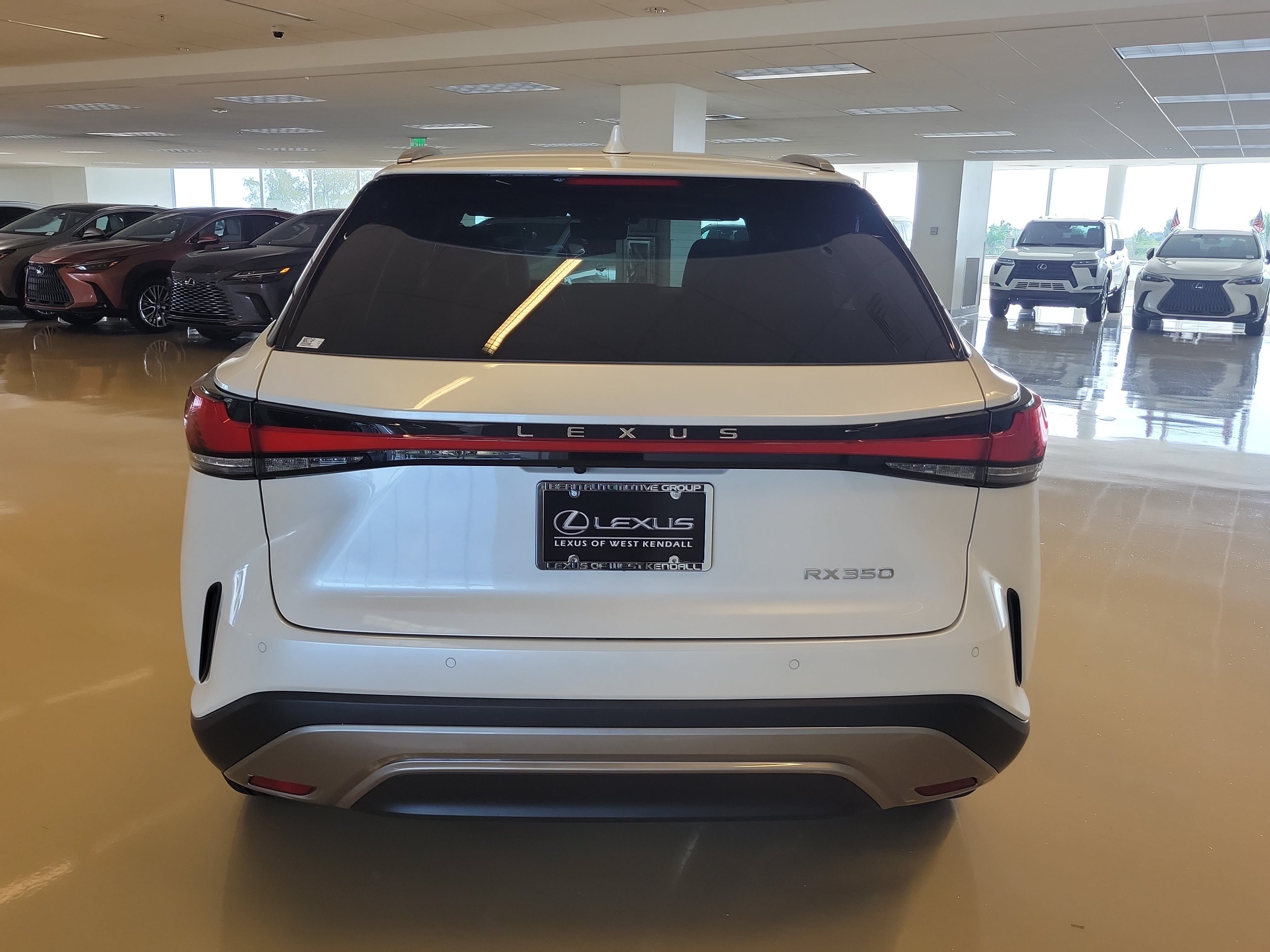 Used 2024 Lexus RX 350 Premium Plus w/ Convenience Package FWD image 7