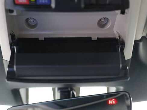 Certified 2025 Subaru Outback Limited image 52