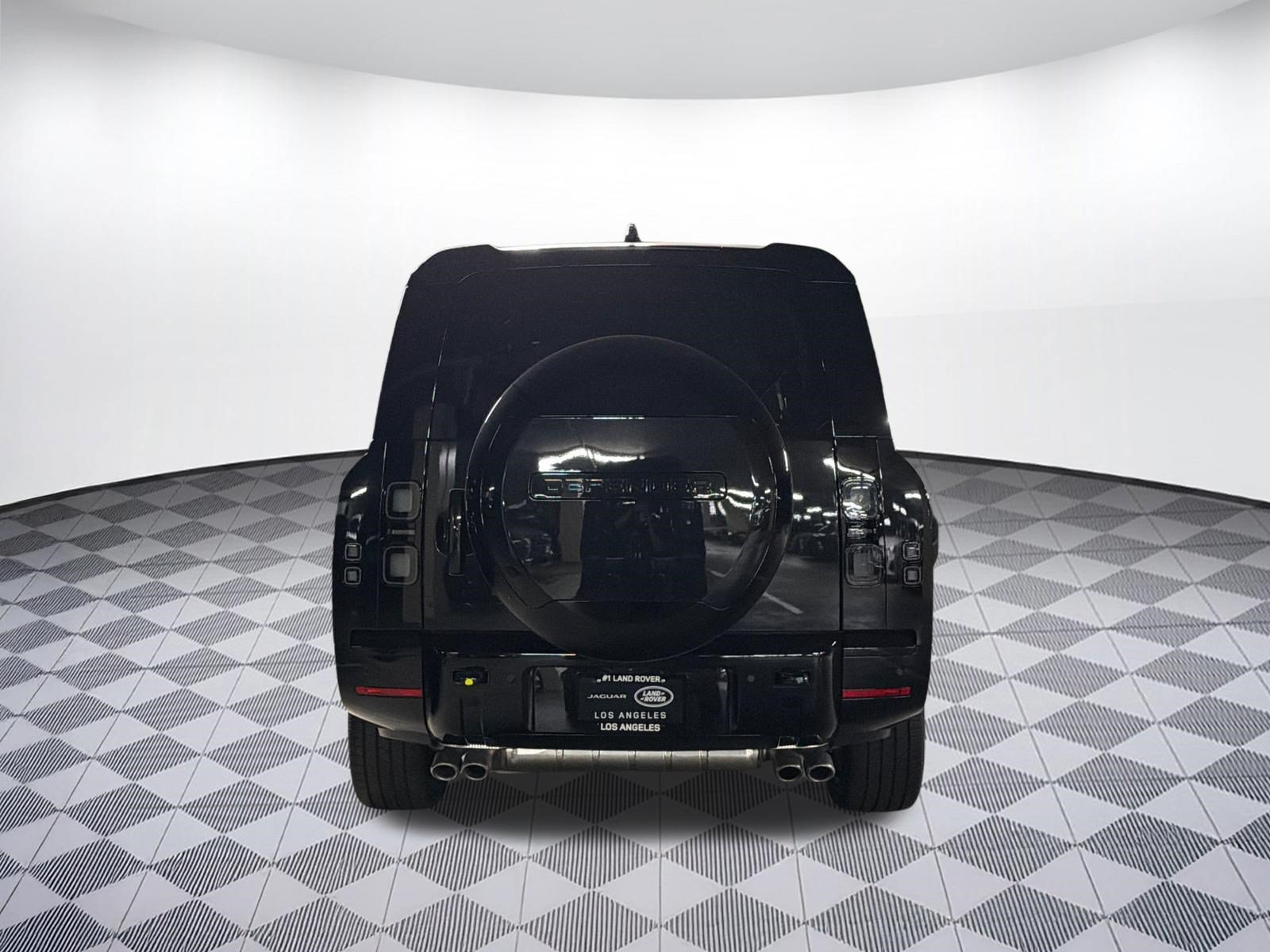 New 2026 Land Rover Defender 130 V8 AWD/4WD image 10