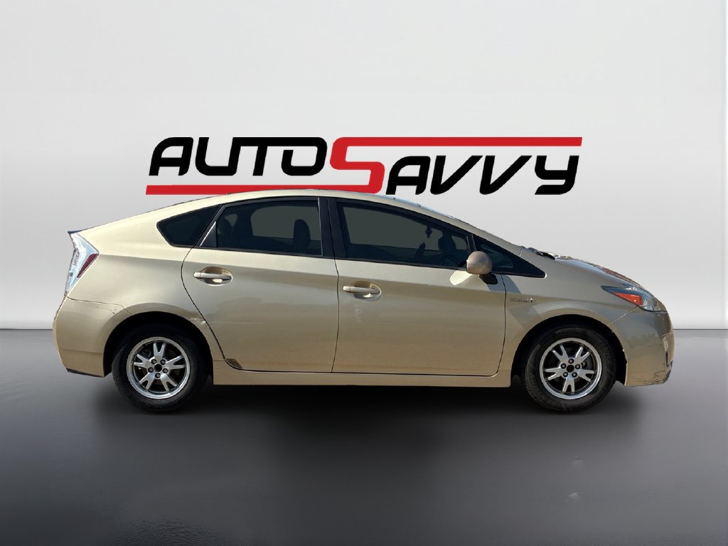 Used 2011 Toyota Prius Three w/ Solar Roof Pkg FWD image 4