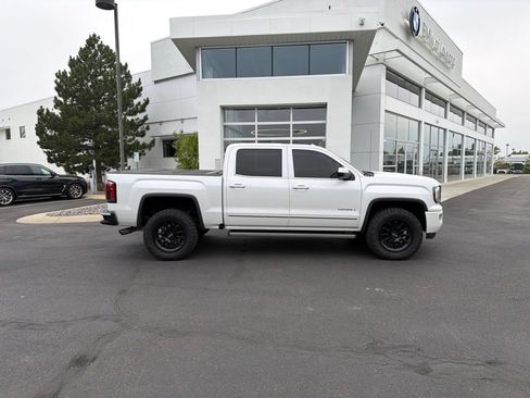 Used 2018 GMC Sierra 1500 Denali w/ Denali Ultimate Package AWD/4WD image 6