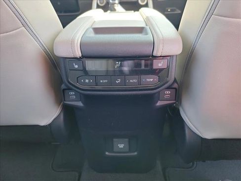 New 2026 Toyota Grand Highlander Limited image 15