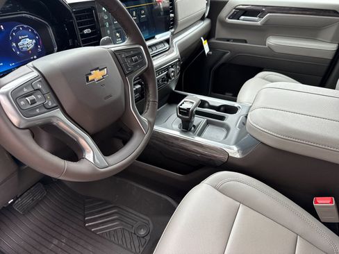 New 2026 Chevrolet Silverado 1500 LTZ w/ Technology Package image 9