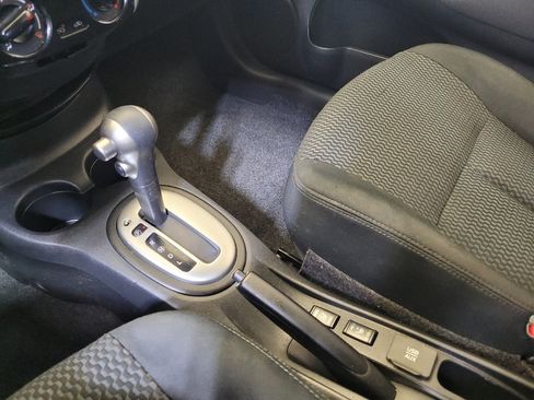 Used 2016 Nissan Versa Note SV image 26